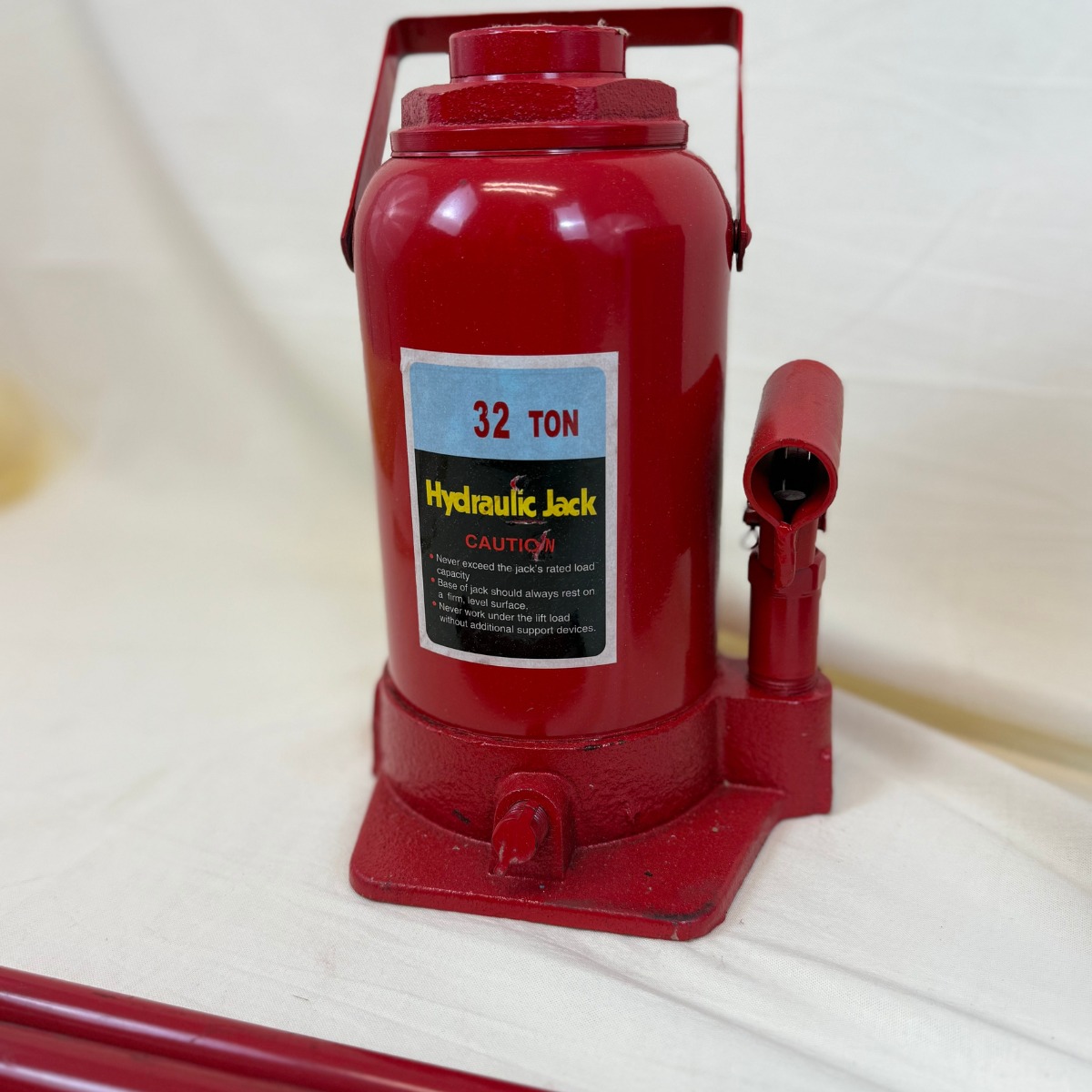 Crique hidraulico botella 32 tn. 